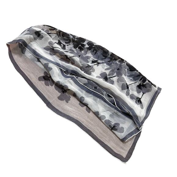 Vintage VERA gray & beige chiffon silk scarf flowers floral art-to-wear FLAW - Picture 7 of 9